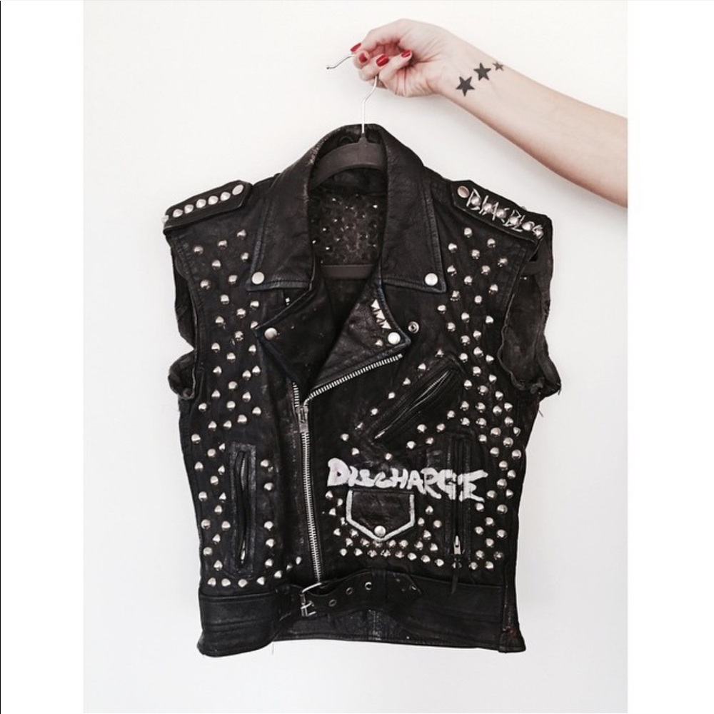 VINTAGE OVERSIZED VEST